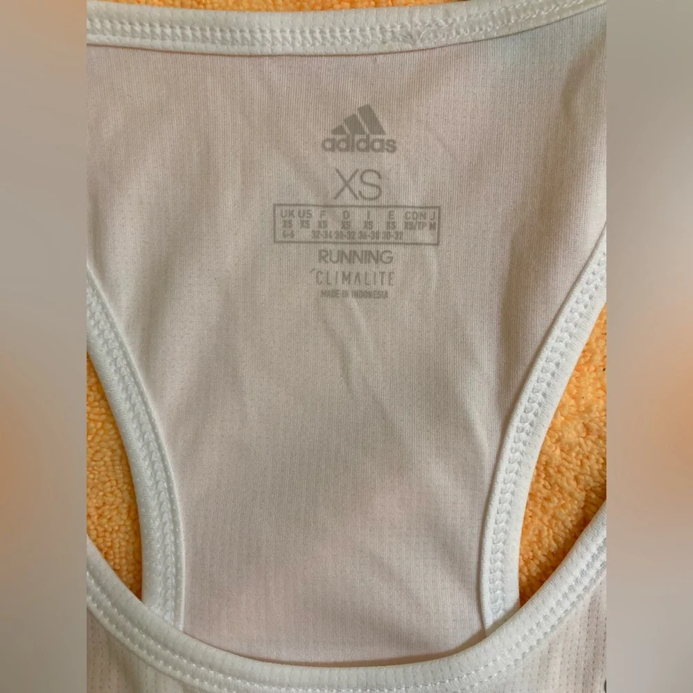 ADIDAS ADAPT TO CHAOS TEE - Picture 7 of 8